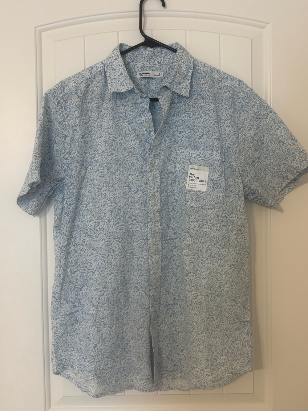Sonoma Goods For Life Men’s Button Down Shirt Small Blue Floral Short Sleeve NWT
